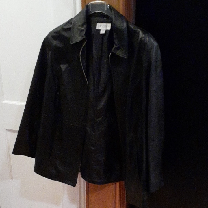 Casual Corner Black Leather Jacket Sleek Professional Style